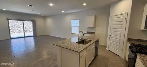 Other - 691 W Wilkinson St, Vail, AZ 85641 photo 4 of 16