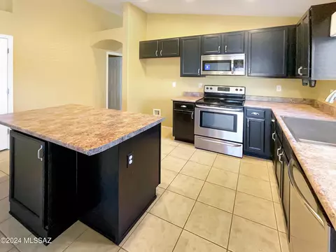 7143 S Parsons Tale Dr, Tucson, AZ 85756 photo 10
