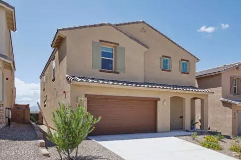 Exterior - 14068 E Golden Oaks Rd, Vail, AZ 85641 photo 2 of 9