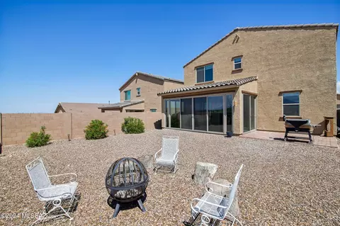Exterior - 14068 E Golden Oaks Rd, Vail, AZ 85641 photo 8 of 9