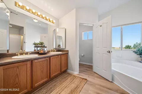 Bath - 9616 E Paseo San Bernardo, Tucson, AZ 85747 photo 2 of 4