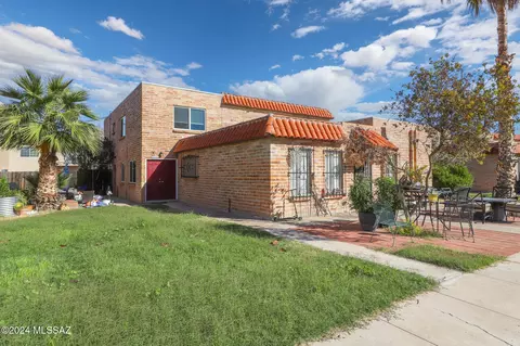 6701 E Calle La Paz #B, Tucson, AZ 85715