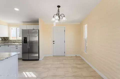 3020 E 19th St, Tucson, AZ 85716 photo 8