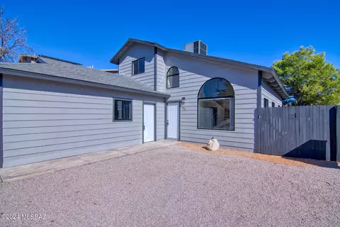 830 W Thurber Rd, Tucson, AZ 85705