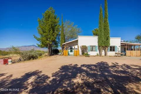 327 S Pima Ln, Benson, AZ 85602