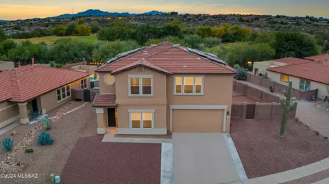 13482 E Hampden Green Way, Vail, AZ 85641