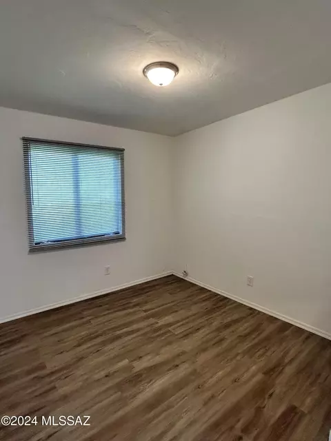 Bedroom - 702 E 37th St, Tucson, AZ 85713 photo 1 of 9