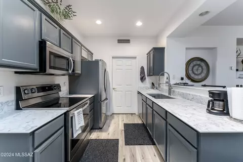 655 W Vistoso Highlands Dr #117, Oro Valley, AZ 85755