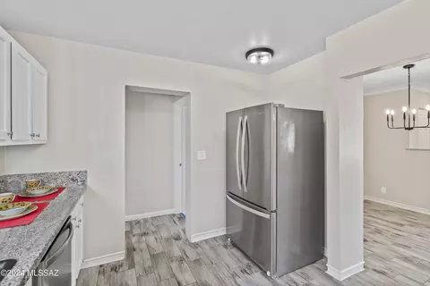 Kitchen - 822 E Copper St, Tucson, AZ 85719 photo 3 of 3