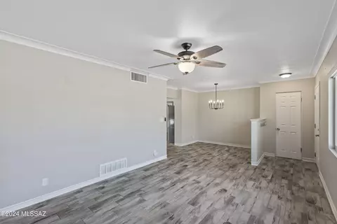Living - 822 E Copper St, Tucson, AZ 85719 photo 2 of 6