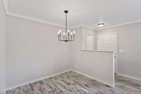 Dining - 822 E Copper St, Tucson, AZ 85719 photo 2 of 2