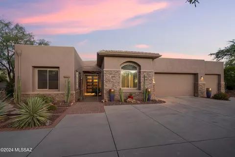 13850 N Bowcreek Springs Pl, Oro Valley, AZ 85755
