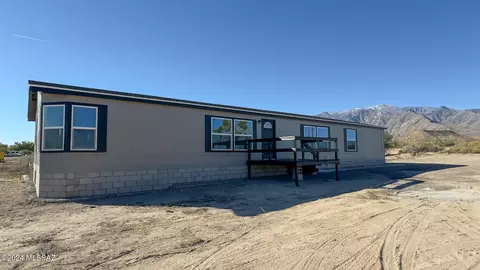 1957 W Cactus Rd, Safford, AZ 85546