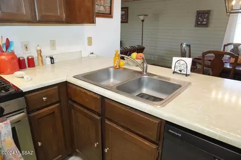 Kitchen - 211 N Ford St, Pearce, AZ 85625 photo 4 of 6