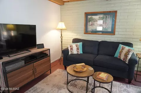 Living - 211 N Ford St, Pearce, AZ 85625 photo 3 of 3
