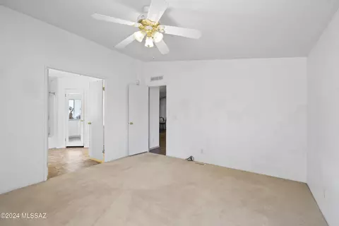 6061 E Thunder River Dr, Tucson, AZ 85756 photo 15