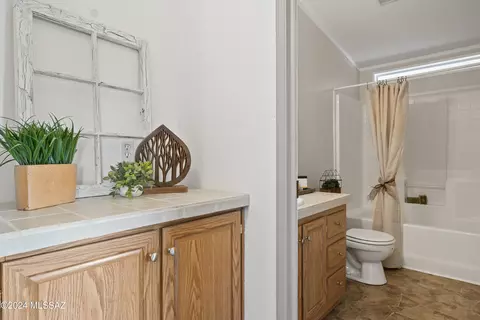 6061 E Thunder River Dr, Tucson, AZ 85756 photo 12