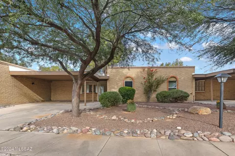 1451 S Abbie Ln, Tucson, AZ 85710