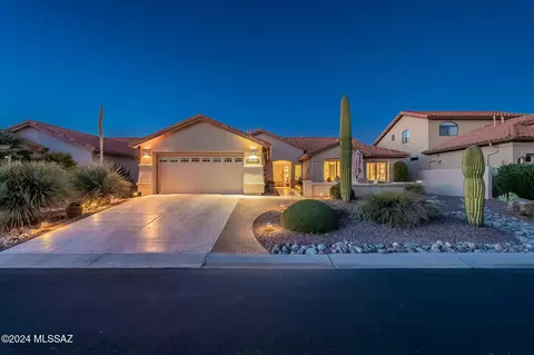 62716 E Amberwood Dr, Tucson, AZ 85739