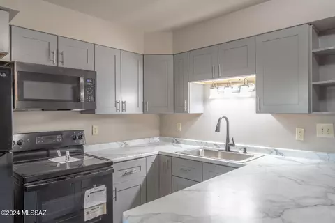 4190 W Coral Ln, Elfrida, AZ 85610 photo 7
