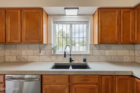 Kitchen - 5331 E 4th St, Tucson, AZ 85711 photo 4 of 5
