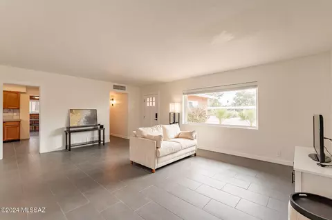 Living - 5331 E 4th St, Tucson, AZ 85711 photo 2 of 4