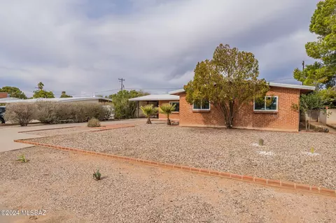 Exterior - 5331 E 4th St, Tucson, AZ 85711 photo 1 of 8