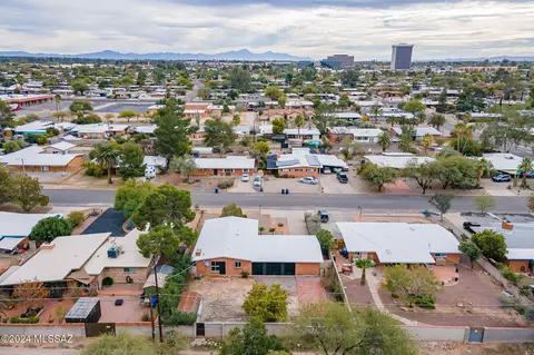 View/Area - 5331 E 4th St, Tucson, AZ 85711 photo 6 of 6