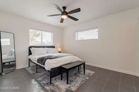 Bedroom - 5331 E 4th St, Tucson, AZ 85711 photo 6 of 8