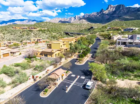 10650 N Del Sole Ct, Tucson, AZ 85737