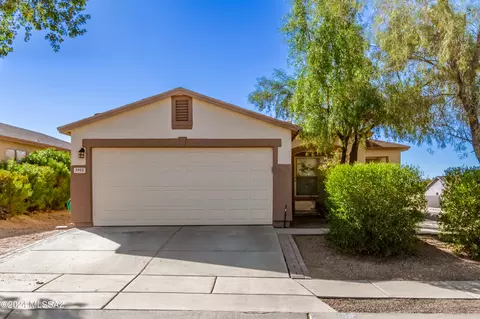 9902 E Deer Trl, Tucson, AZ 85748