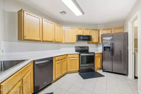 10137 E Rincon Shadows Dr, Tucson, AZ 85748 photo 14