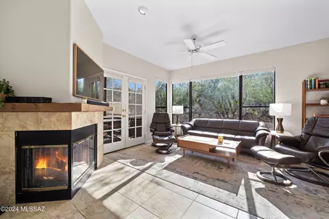 6655 N Canyon Crest Dr #16101, Tucson, AZ 85750