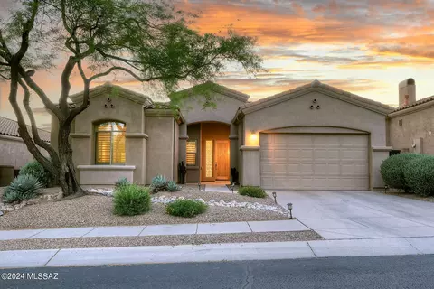 6255 N Via Jaspeada, Tucson, AZ 85718