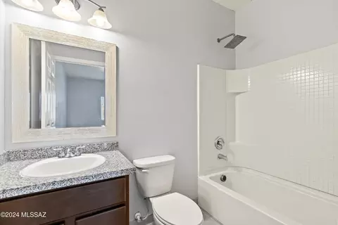 Bath - 807 E 34th St, Tucson, AZ 85713 photo 2 of 2