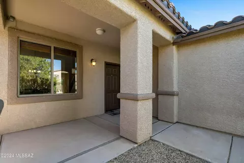 7464 E Fair Meadows Loop, Tucson, AZ 85756 photo 3