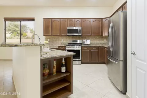 344 N Oak Tree Canyon Loop, Sahuarita, AZ 85629