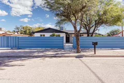 64 N Palomas Ave, Tucson, AZ 85745