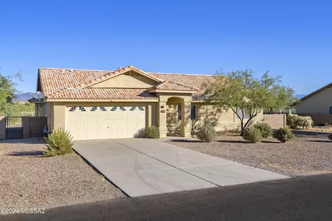 7244 W Timberleaf Dr, Tucson, AZ 85757