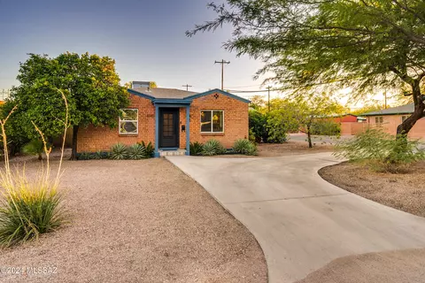 3000 E Adams St, Tucson, AZ 85716