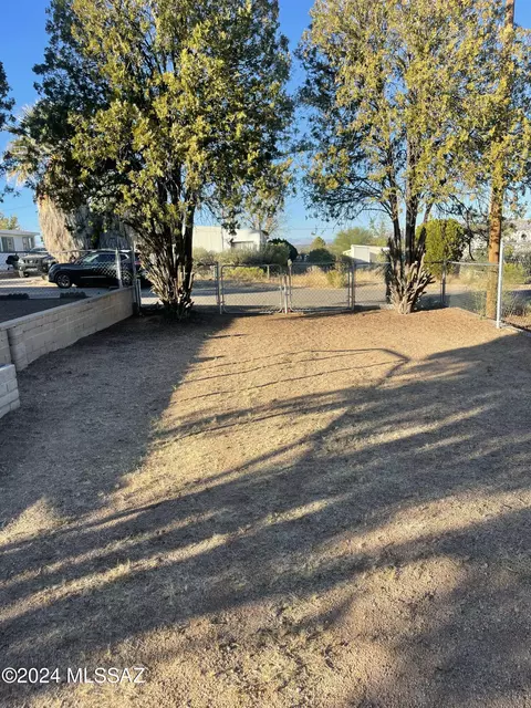 528 E Hillcrest Dr, Benson, AZ 85602 photo 9