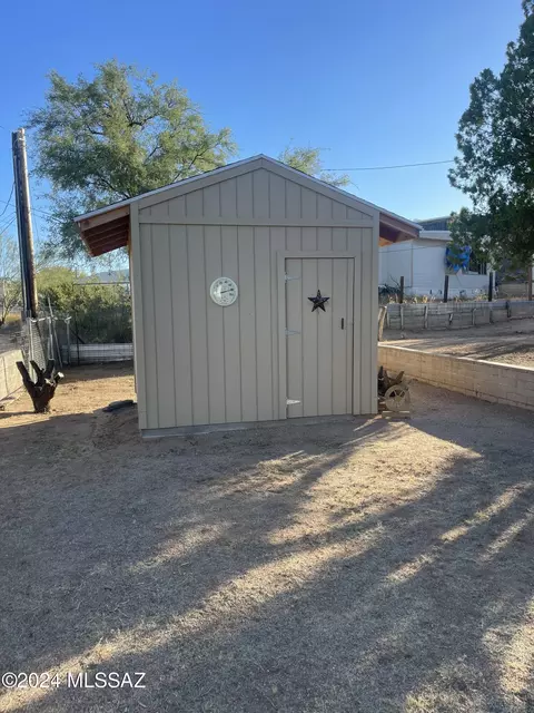 528 E Hillcrest Dr, Benson, AZ 85602 photo 8