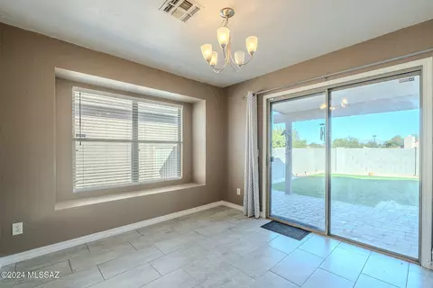 Dining - 10099 E Sunset Meadow Pl, Tucson, AZ 85747 photo 1 of 1
