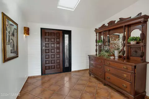 Entry Way - 140 E Cambridge Dr, Tucson, AZ 85704 photo 1 of 2
