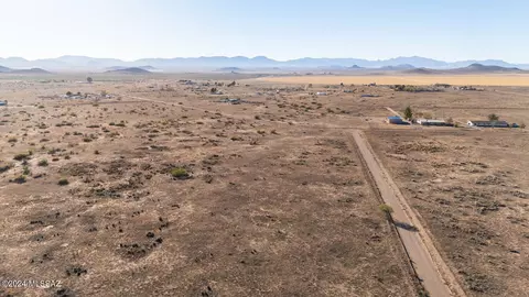 1 16 Acres Mockingbird Rd #20, Pearce, AZ 85625 photo 9