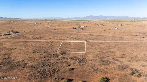 1 16 Acres Mockingbird Rd #20, Pearce, AZ 85625 photo 3