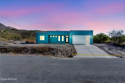 187 Calle Tiburon, Rio Rico, AZ 85648