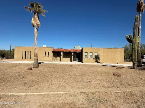 130 W Rolling Hills St, Tucson, AZ 85704