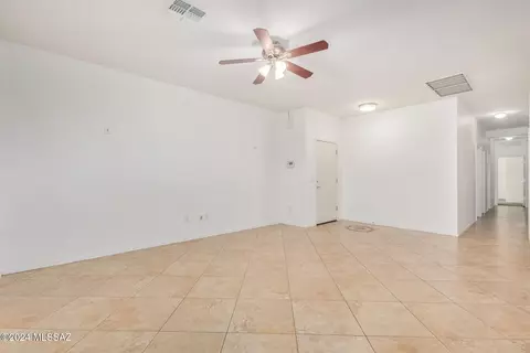 5053 E Cream Cups Pl, Tucson, AZ 85756 photo 7