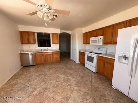 533 W 5th Ave, Apache Junction, AZ 85120 photo 9